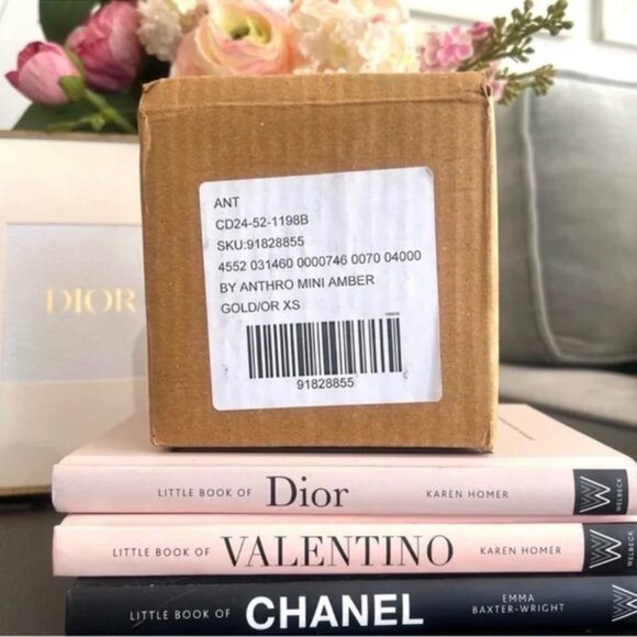 New The Gather Candle by Anthropologie: Ambered Topaz - Picture 9 of 9